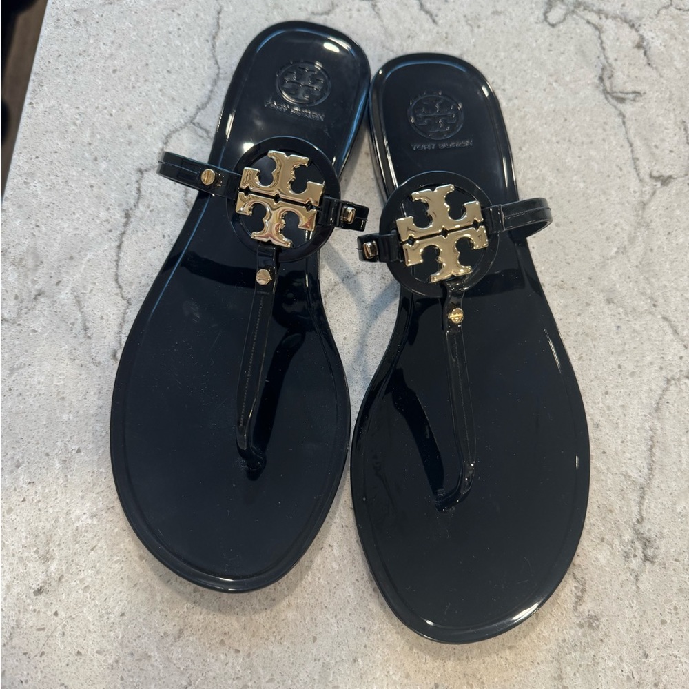 Like new Tory Burch sandals